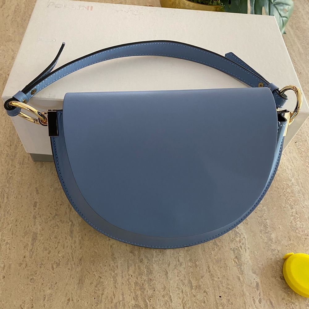 Beautiful elegant italian woman handbag . Real leather. New without tags .